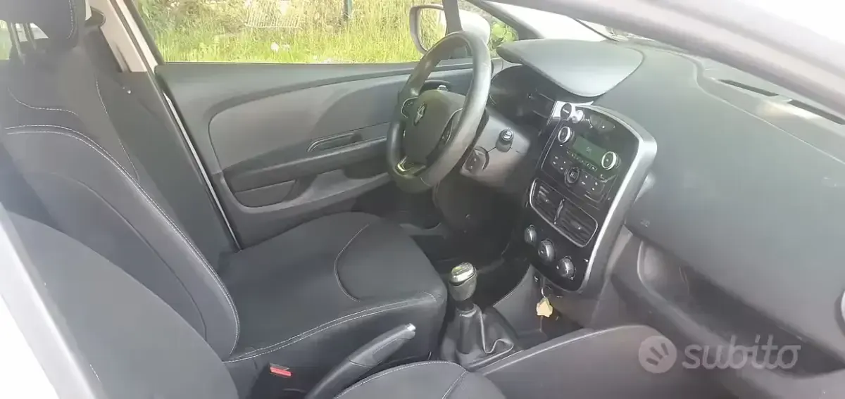Usata Renault Clio IV Life 73 CV (53 kW) 2018 Grigio Utilitaria