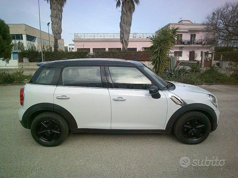 Usata Mini Cooper D Countryman 111 CV (81 kW) 2010 Bianco SUV