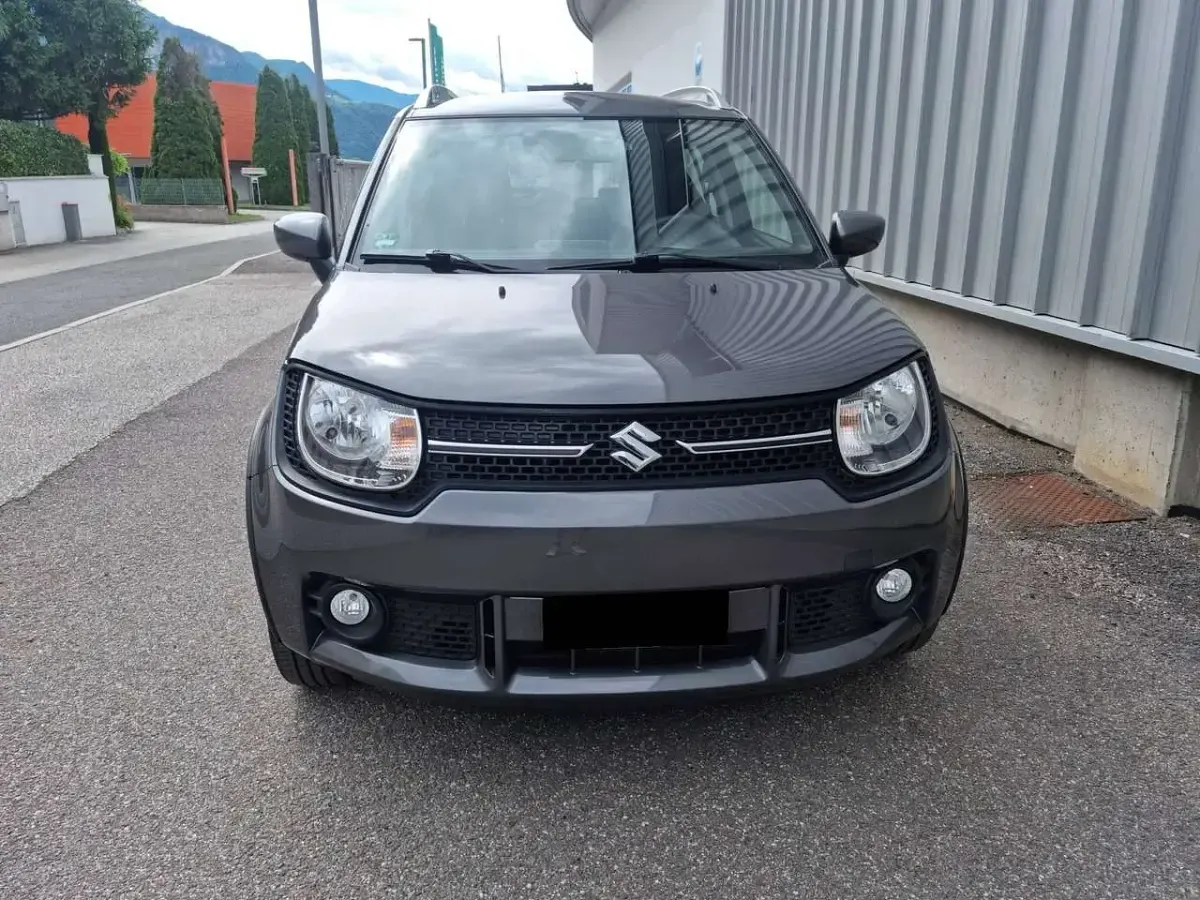 Usata Suzuki Ignis 90 CV (66 kW) 2019 Grigio SUV