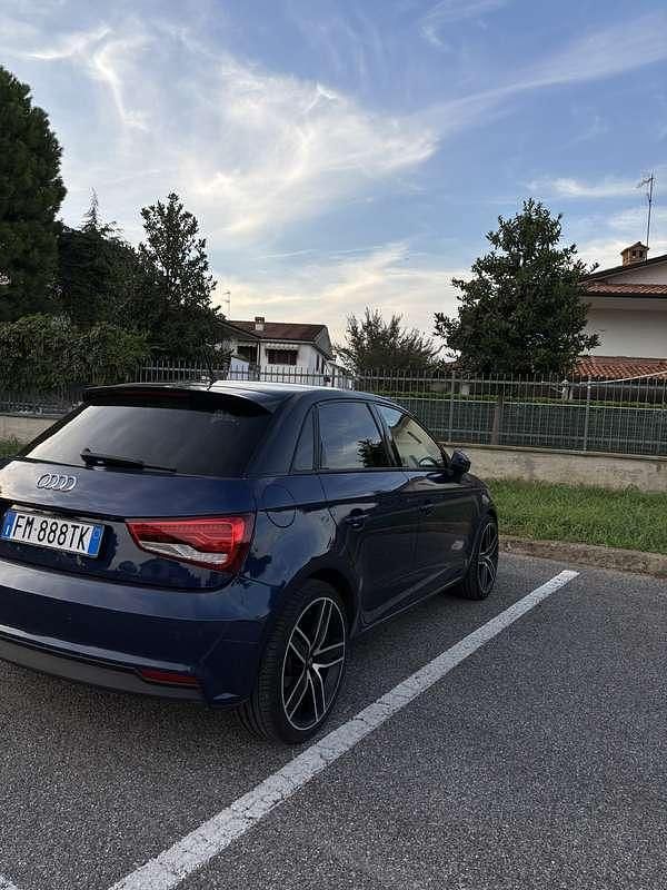 Usata Audi A1 S-Line 90 CV (66 kW) 2018 Blu/azzurro Utilitaria