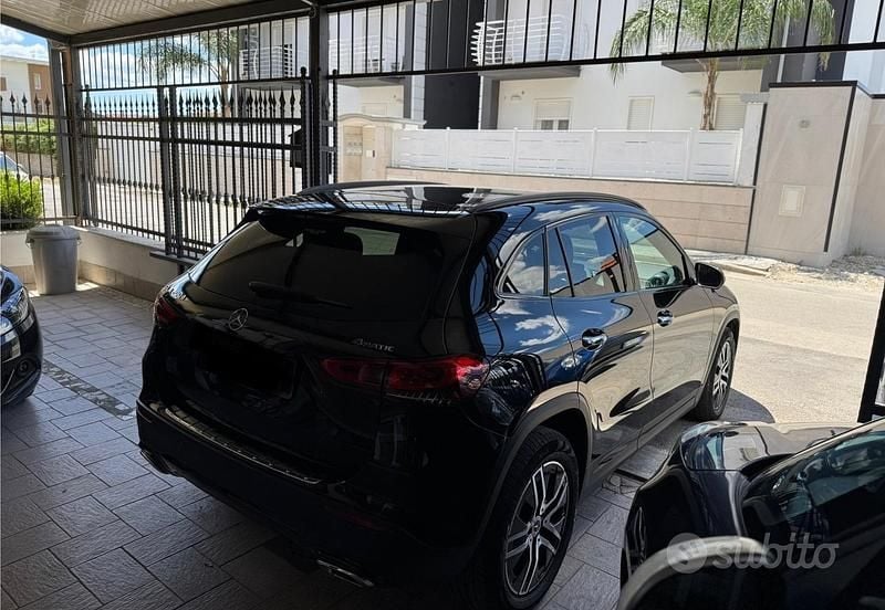 Usata Mercedes GLA200 Premium 149 CV (109 kW) 2021 Nero SUV