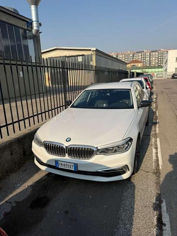 Usata BMW 520 Luxury Line 190 CV (139 kW) 2018 Station wagon