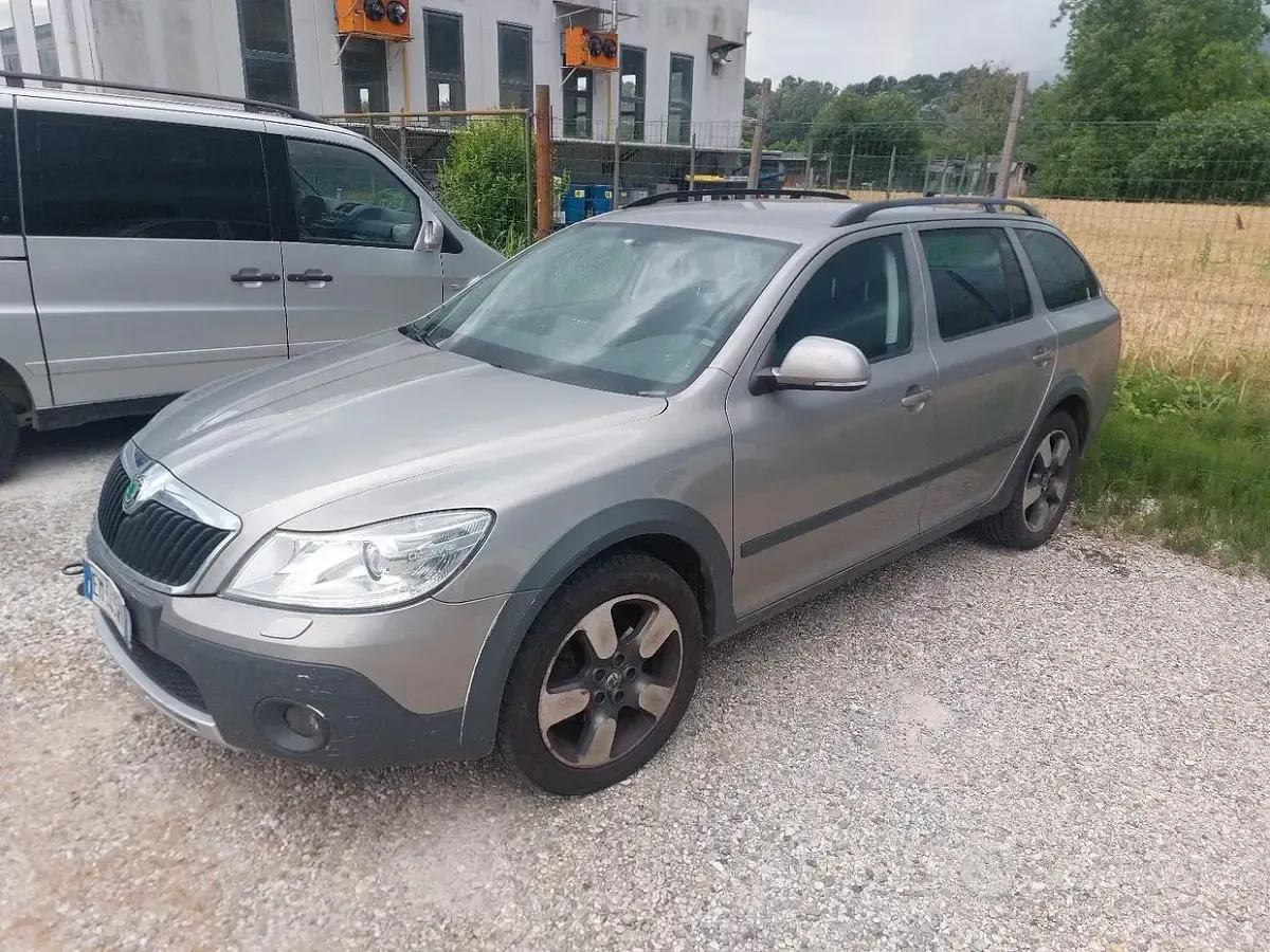 Usata Skoda Octavia Scout 4x4 140 CV (102 kW) 2012 Station wagon