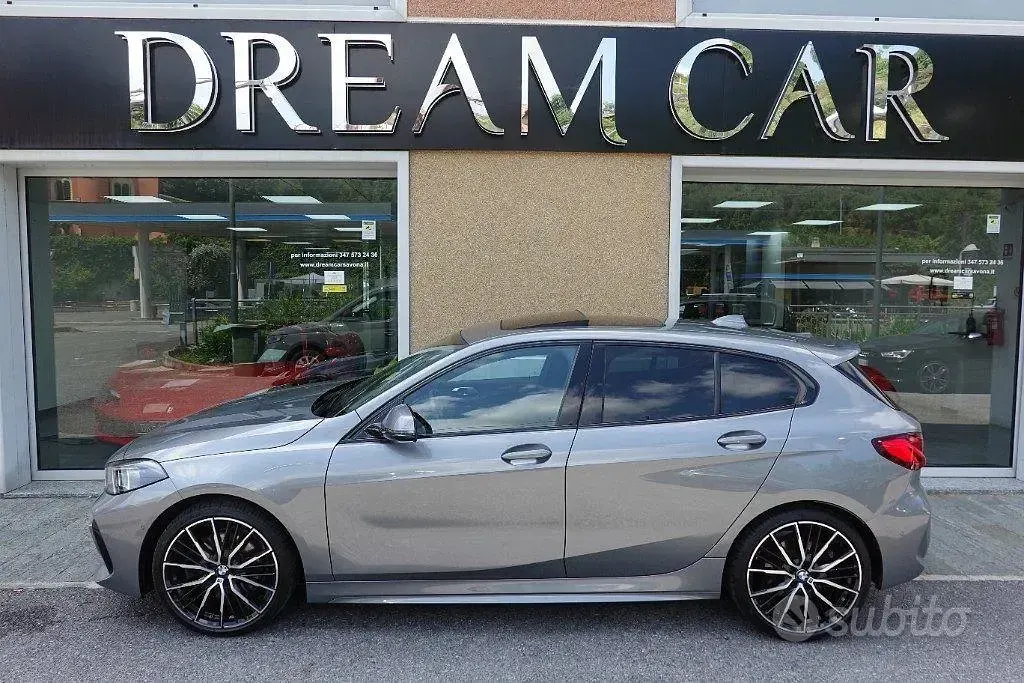 Usata BMW 120 M Sport 190 CV (139 kW) 2022 Grigio Berlina