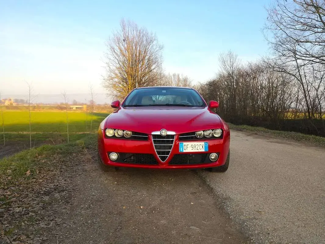 Usata Alfa Romeo 159 Progression 120 CV (88 kW) 2006 Rosso Berlina