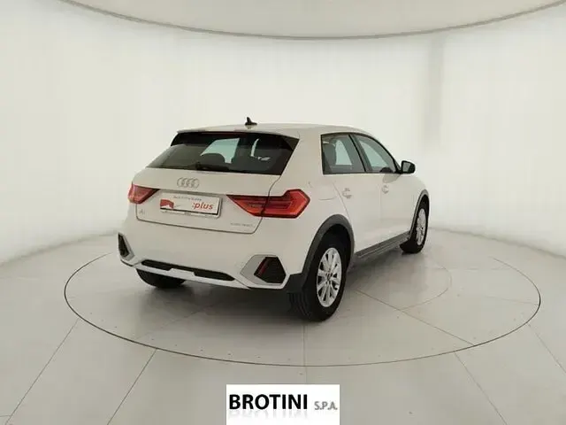 Usata Audi A1 Business 95 CV (69 kW) 2023 Bianco SUV