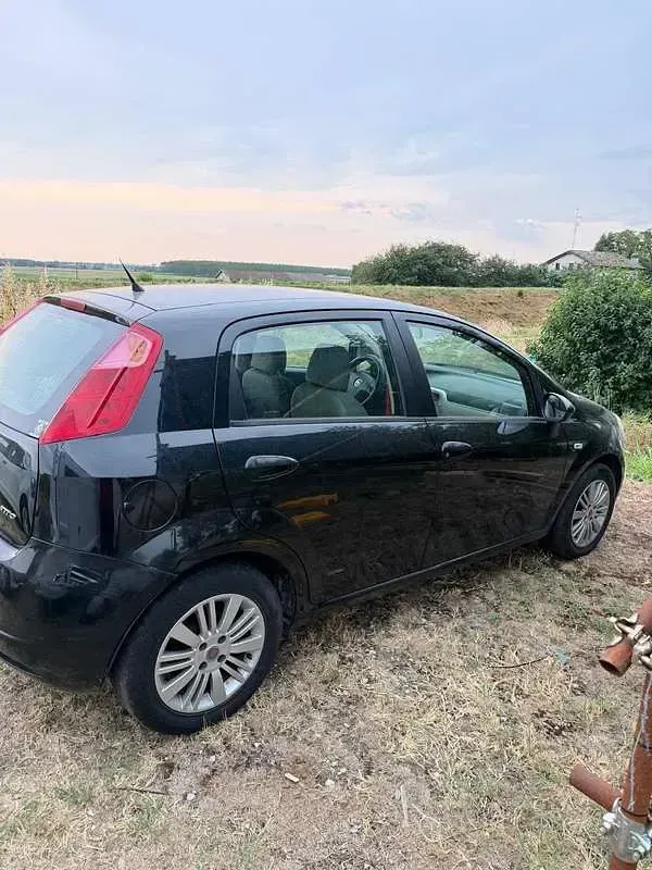 Usata Fiat Grande Punto Active 75 CV (55 kW) 2005 Utilitaria
