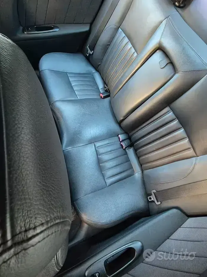 Usata Alfa Romeo 156 140 CV (102 kW) 2004 Grigio Berlina