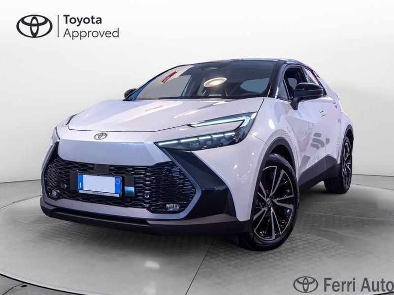 Usata Toyota C-HR Trend 197 CV (144 kW) 2024 Bianco SUV
