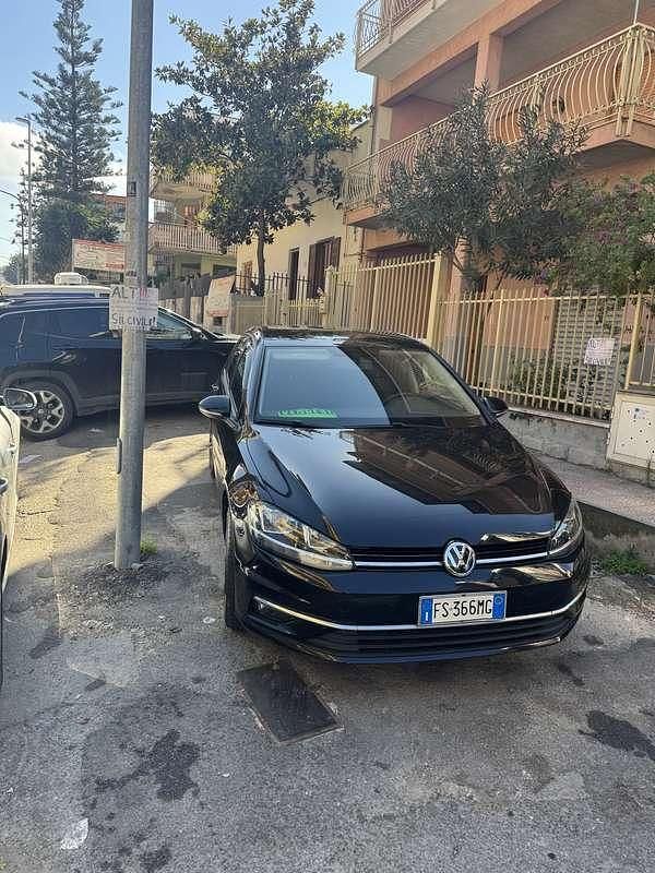 Usata VW Golf VII Business 116 CV (85 kW) 2018 Berlina