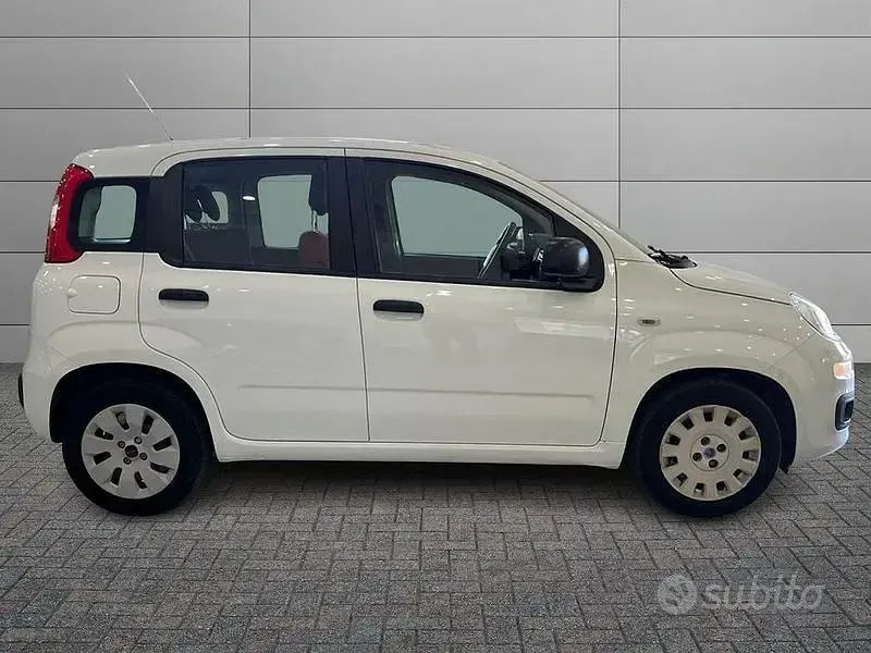 Usata Fiat Panda Easy 69 CV (50 kW) 2017 Bianco Utilitaria