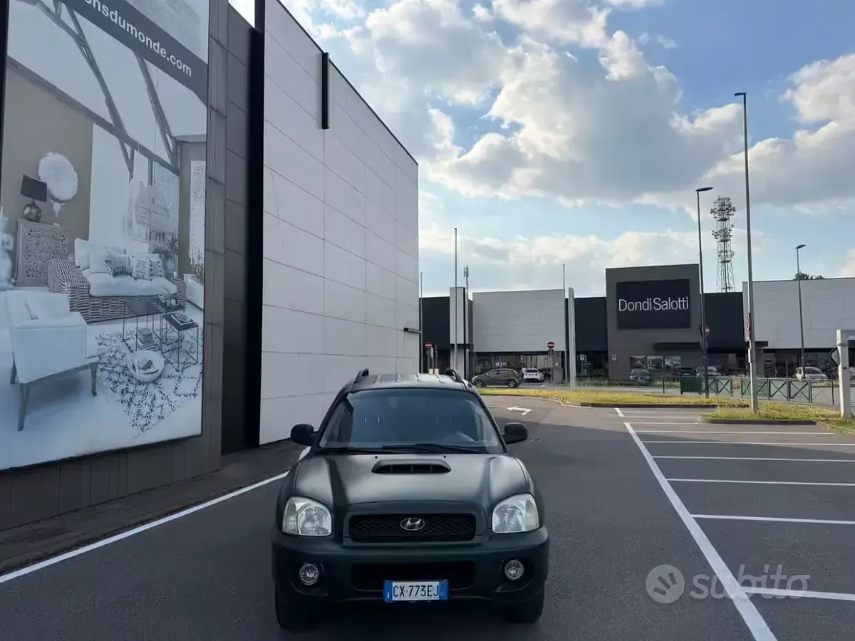 Usata Hyundai Santa Fe 113 CV (83 kW) 2003 Verde SUV
