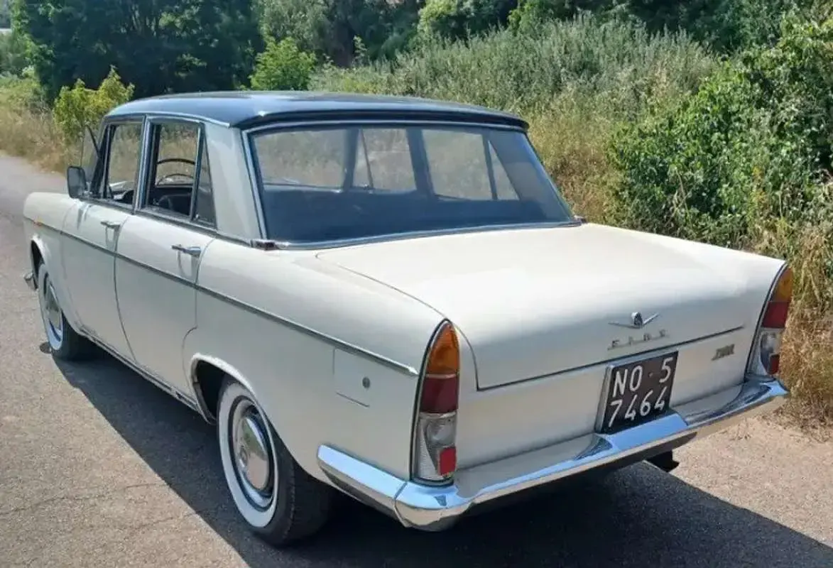 Usata Fiat 2100 84 CV (61 kW) 1960