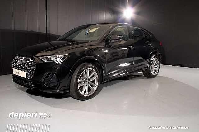 Nero Usata 2023 Audi Q3 Sportback S-Line SUV | 47.900 € (Molto cara) - Immagine 1/4