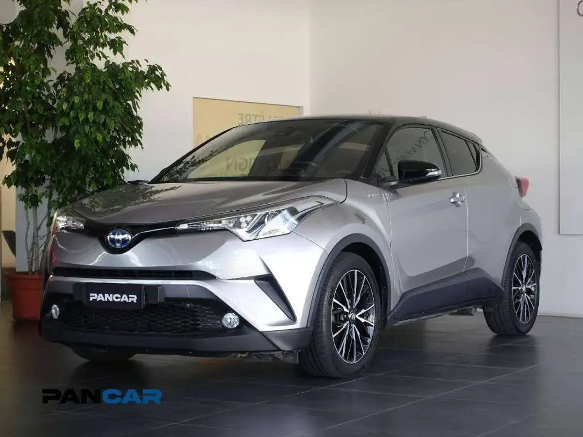 Usata Toyota C-HR Trend 122 CV (89 kW) 2018 Steel grey SUV