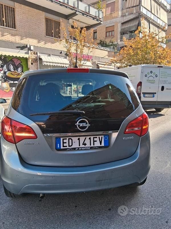 Usata Opel Meriva 120 CV (88 kW) 2010 Grigio Monovolume
