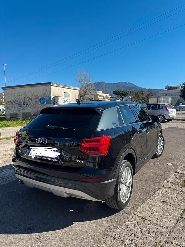 Usata Audi Q2 116 CV (85 kW) 2018 Nero SUV