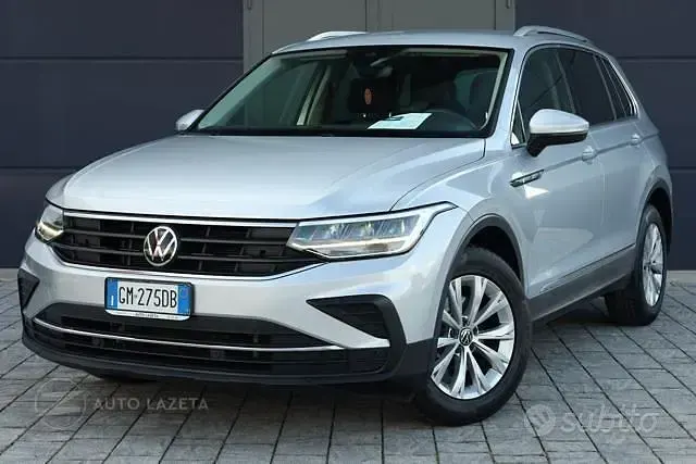 Usata VW Tiguan Life 122 CV (89 kW) 2023 Grigio SUV