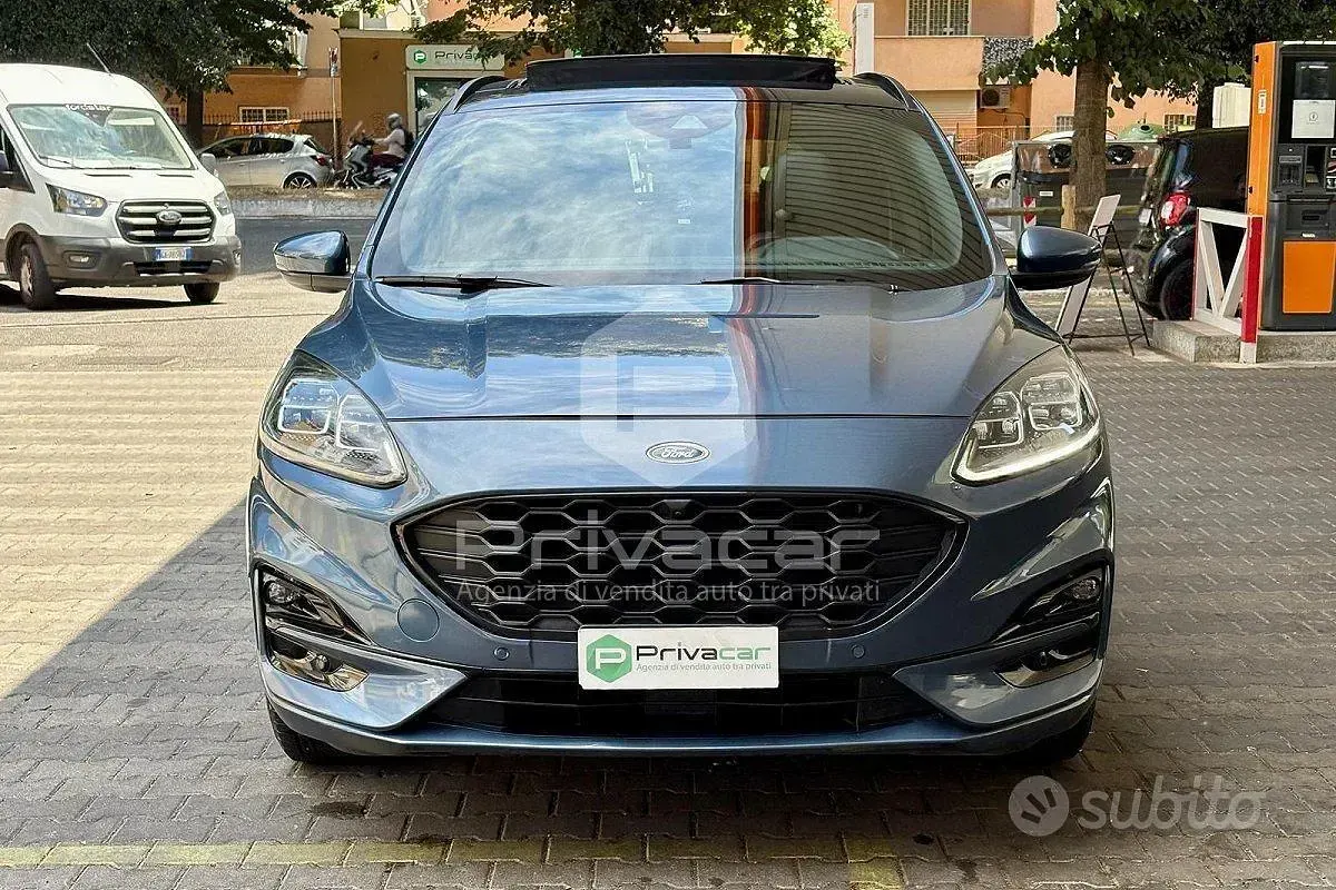 Usata Ford Kuga ST-Line 152 CV (111 kW) 2022 Blu SUV
