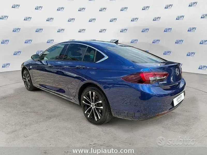 Usata Opel Insignia Sport 122 CV (89 kW) 2020 Bluazzurro Berlina