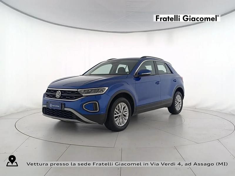 Usata VW T-Roc Life 150 CV (110 kW) 2023 Ravenna blue metallizzato SUV