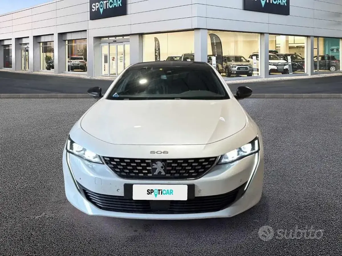 Begagnad Peugeot 508 GT-line 163 HK (119 kW) 2019 Vit Sedan
