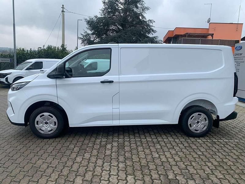 Nuova Ford Transit Custom Trend 136 CV (100 kW) 2025 Frozen white Furgone