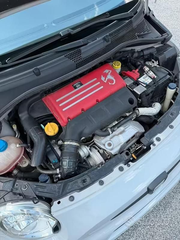 Usata Abarth 595 Esseesse 179 CV (131 kW) 2019 Grigio Cabrio