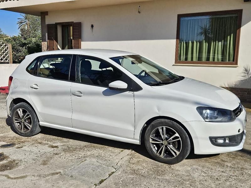 Usata VW Polo 90 CV (66 kW) 2011 Bianco Utilitaria