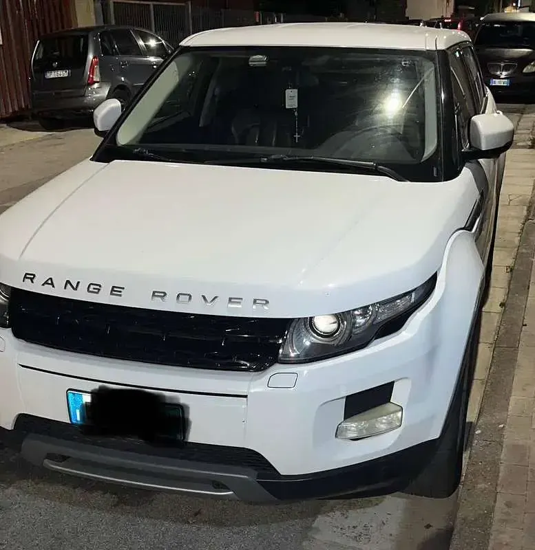 Usata Land Rover Range Rover evoque 150 CV (110 kW) 2012 Bianco SUV