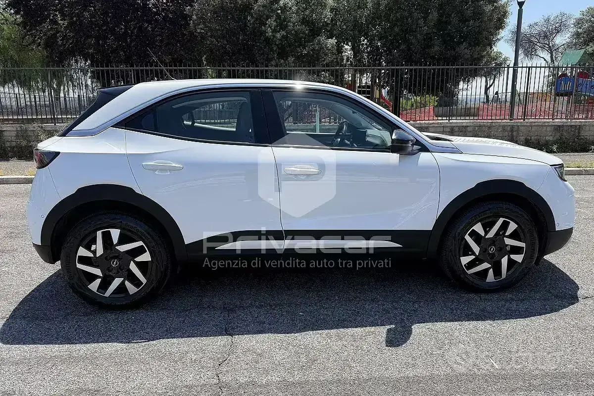 Usata Opel Mokka Elegance 131 CV (96 kW) 2022 Bianco SUV