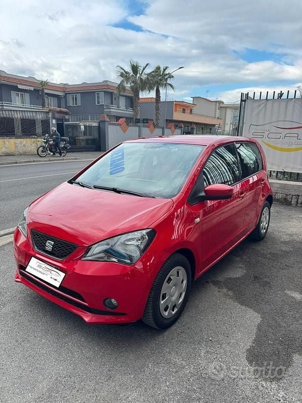 Usata Seat Mii Reference 68 CV (50 kW) 2014 Rosso Utilitaria
