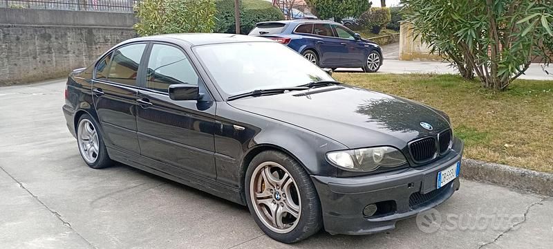 Usata BMW 330 2003 Nero Berlina