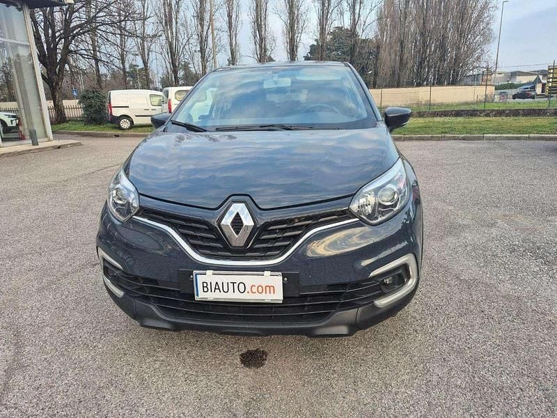 Usata Renault Captur 90 CV (66 kW) 2019 Grigio SUV
