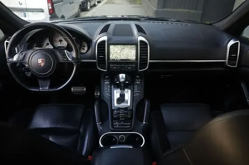 Usata Porsche Cayenne 382 CV (280 kW) 2014 Nero SUV