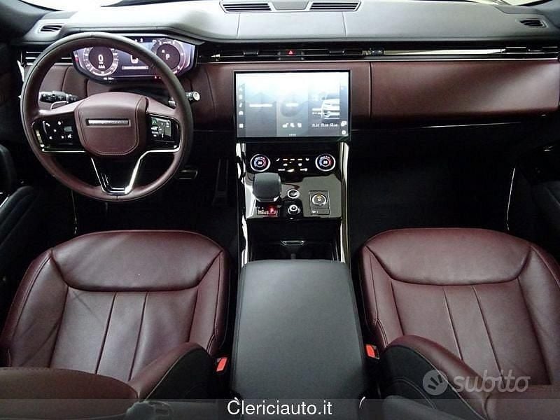 Usata Land Rover Range Rover Sport SE Dynamic 249 CV (183 kW) 2023 Santorini black SUV