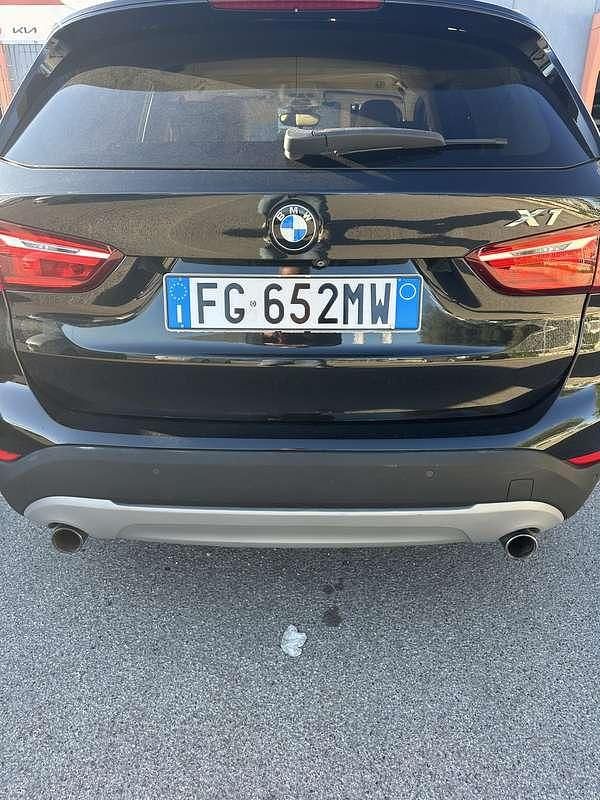Usata BMW X1 Advantage 190 CV (139 kW) 2016 Oro SUV