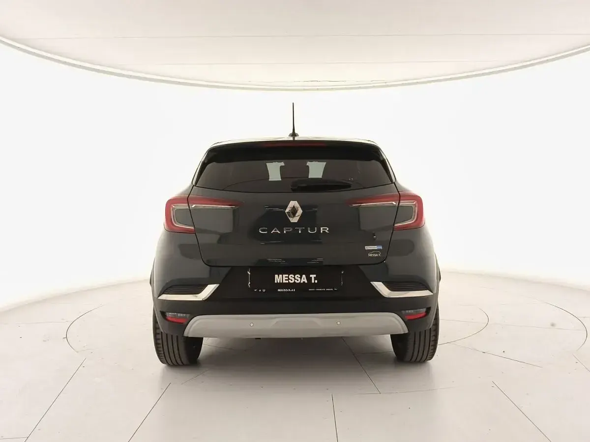 Usata Renault Captur Intens 145 CV (106 kW) 2022 Blu SUV