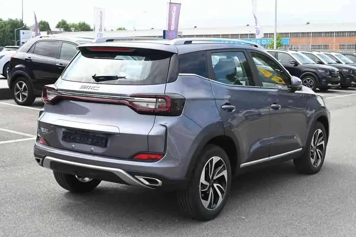 Nuova EMC SEI 147 CV (108 kW) 2026 Grigio SUV
