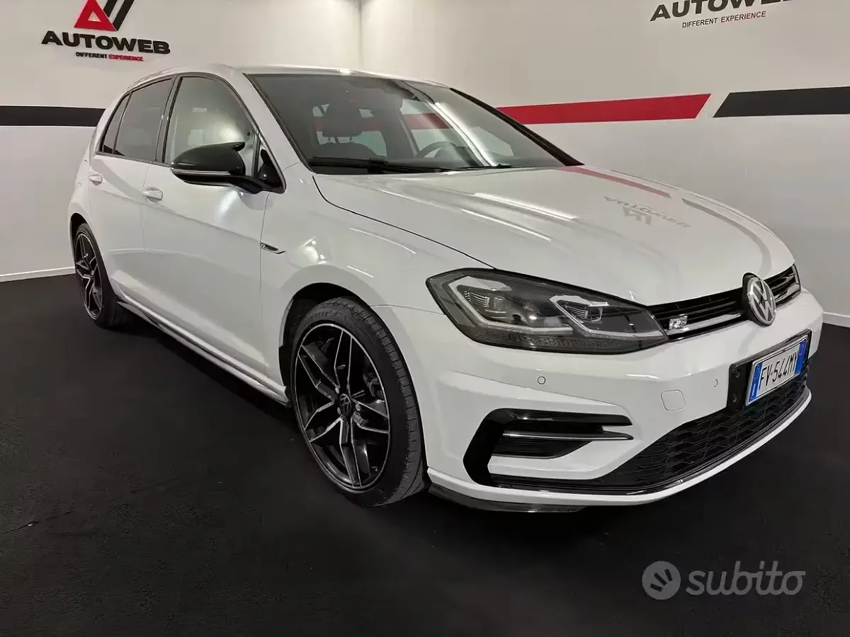 Usata VW Golf VII R-line 116 CV (85 kW) 2019 Bianco Berlina