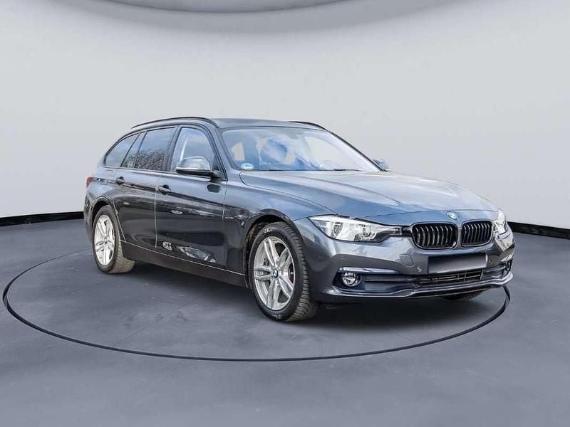 Usata BMW 318 Sport Line 136 CV (100 kW) 2017 Station wagon