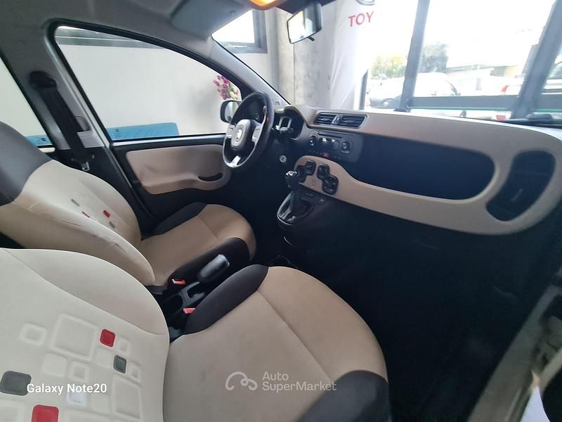 Usata Fiat Panda 69 CV (50 kW) 2016 Beige Berlina