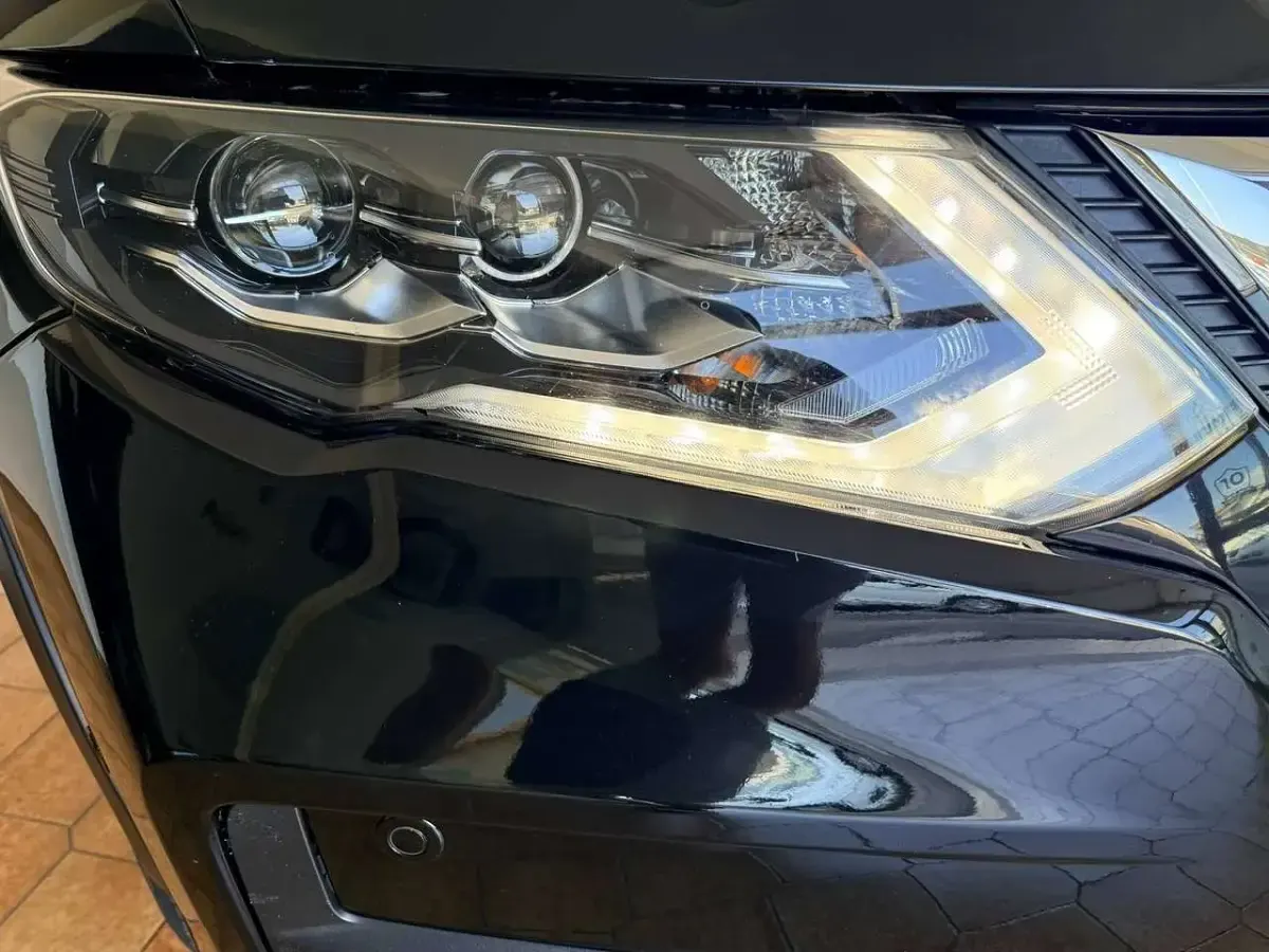 Usata Nissan X-Trail Tekna 177 CV (130 kW) 2017 Nero SUV