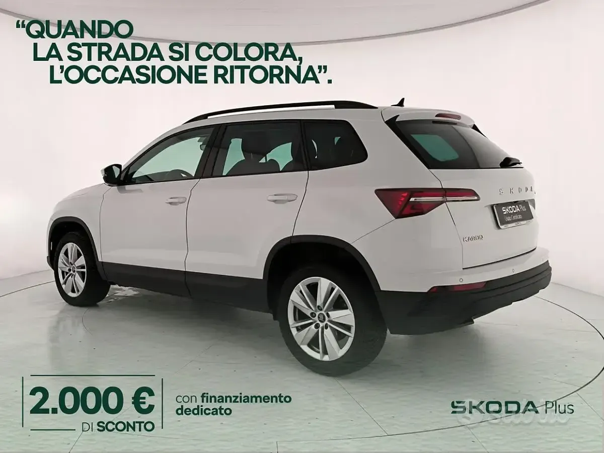Usata Skoda Karoq Executive 150 CV (110 kW) 2025 Bianco SUV