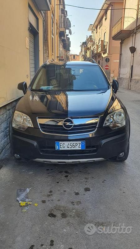 Usata Opel Antara 150 CV (110 kW) 2011 Nero SUV