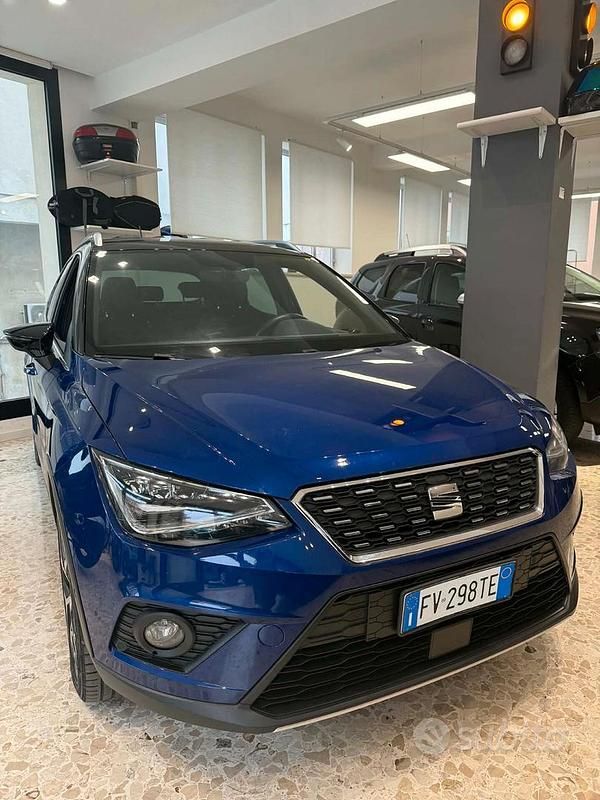 Usata Seat Arona XCELLENCE 95 CV (69 kW) 2019 Blu SUV
