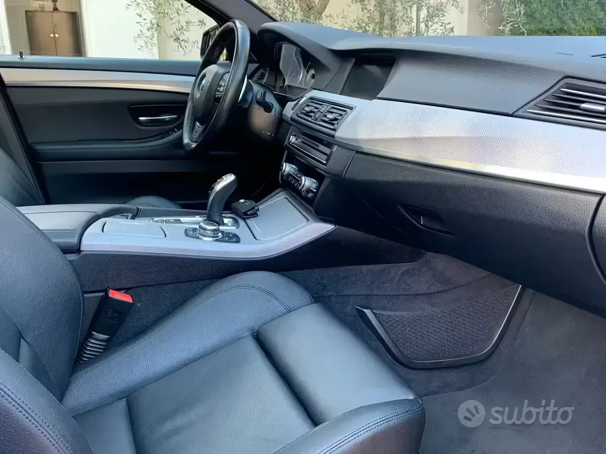 Usata BMW 525 M Sport 220 CV (161 kW) 2012 Blu Berlina