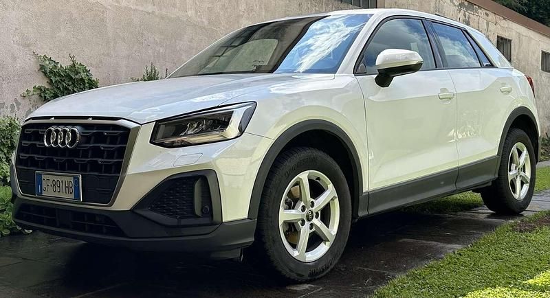 Usata Audi Q2 Business 110 CV (80 kW) 2021 SUV
