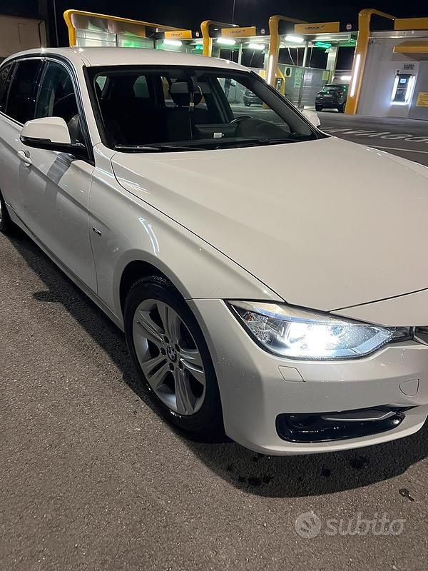 Usata BMW 116 Sport Line 2013 Bianco Utilitaria