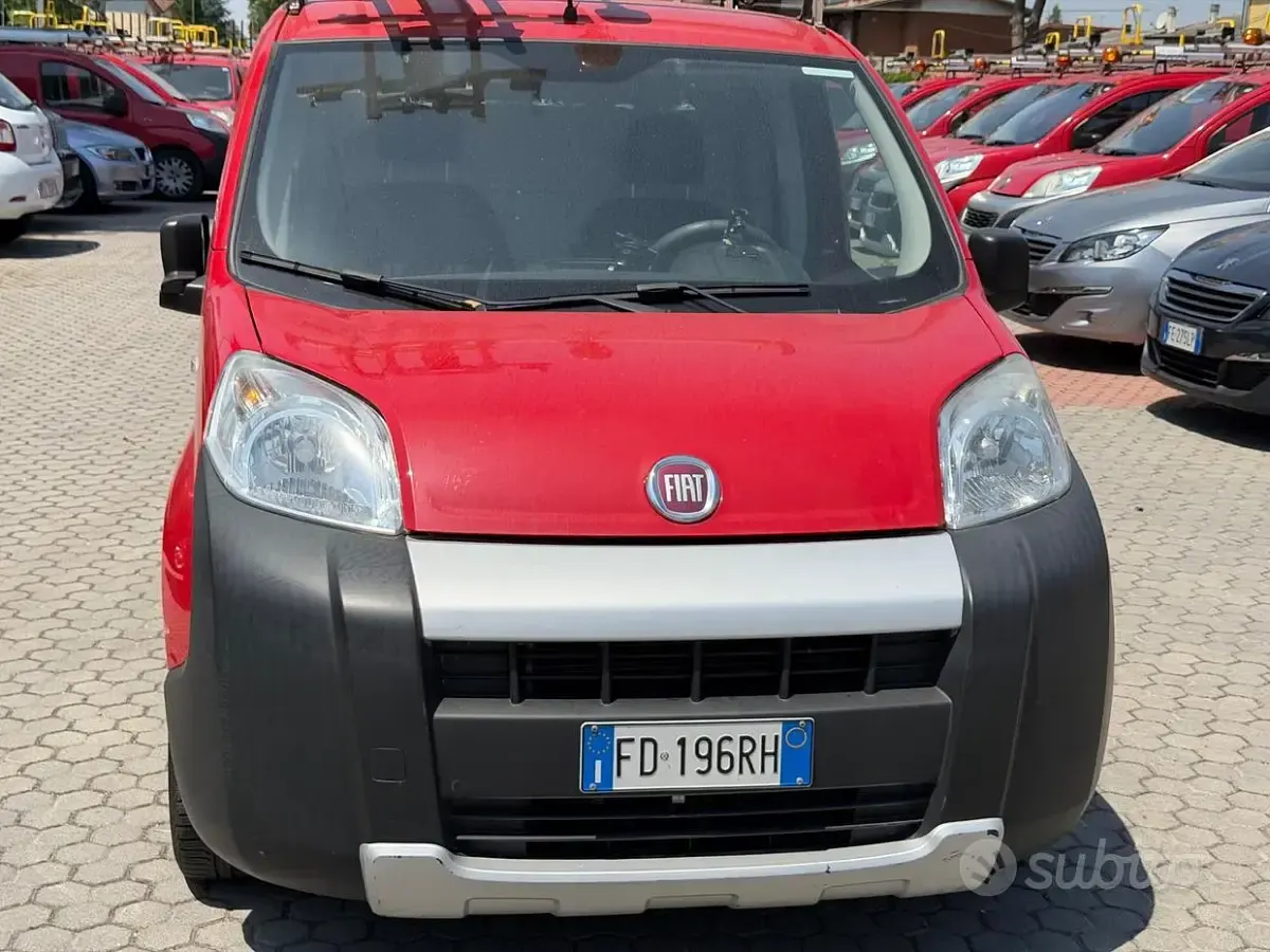 Usata Fiat Fiorino 95 CV (69 kW) 2016 Rosso Monovolume